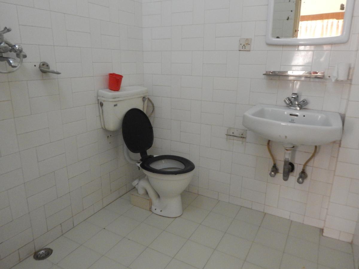 Hotel Marigold Pokhara Kültér fotó