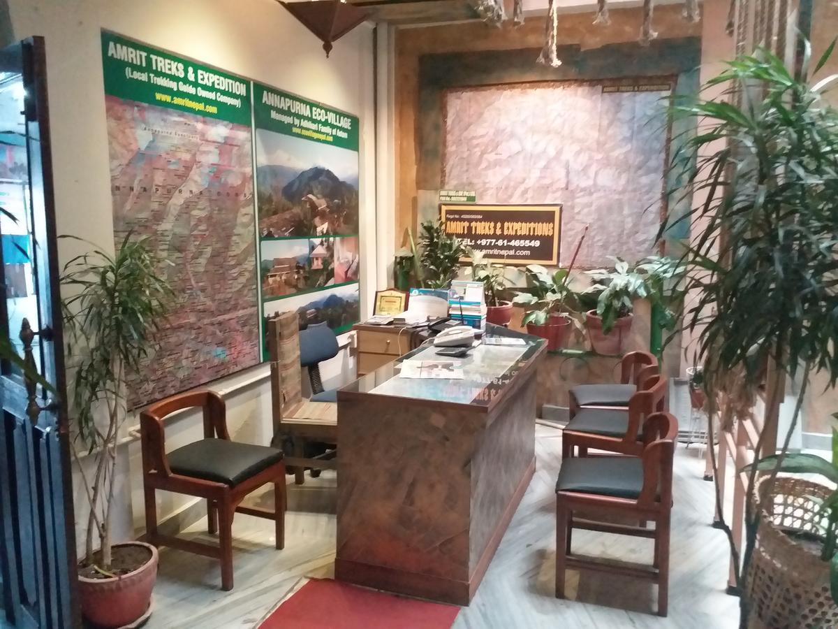 Hotel Marigold Pokhara Kültér fotó