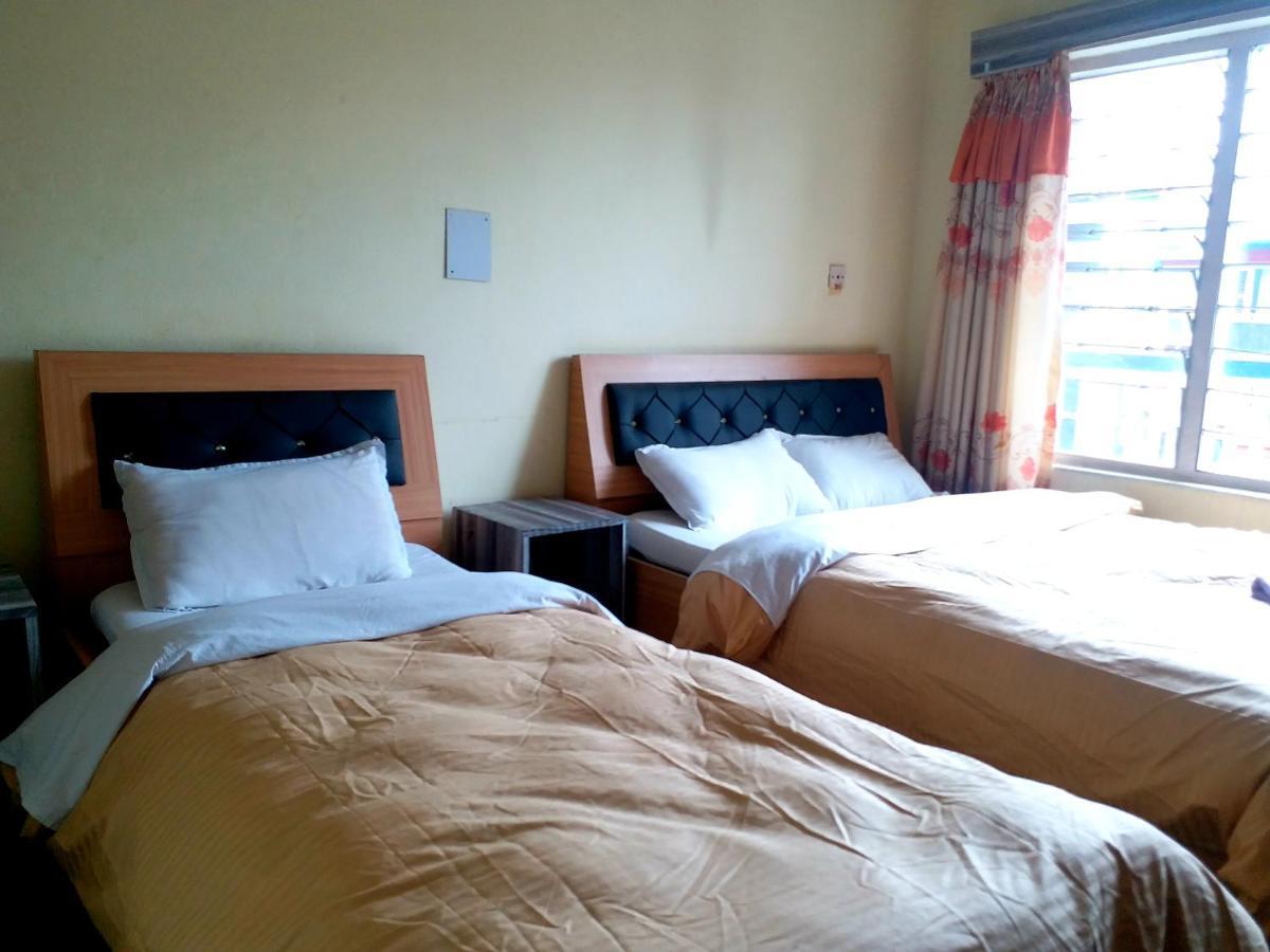 Hotel Marigold Pokhara Kültér fotó